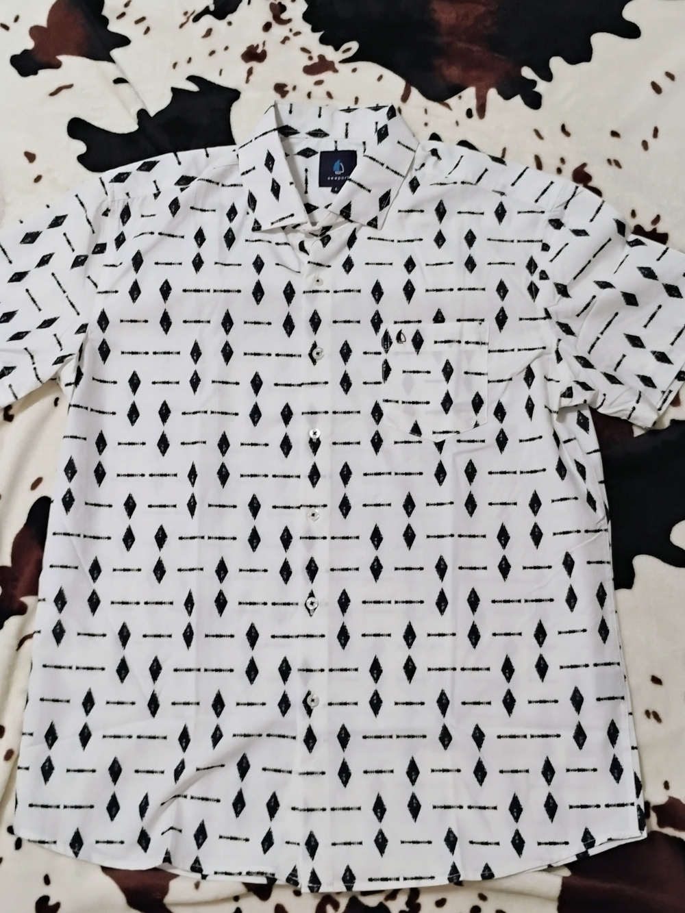 Large White Short-Sleeve Button-Down Shirt with Black Geometric Print